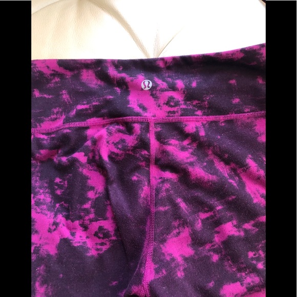 Lululemon 🧞‍♀️ Wunder Under Cropped Leggings - Picture 5 of 7